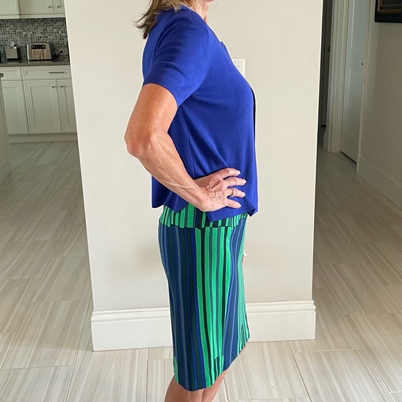 MaxMara sleeveless Dress and Matching Sweater - Picture 8 of 15